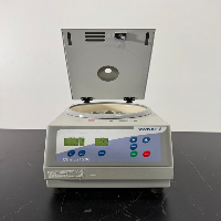 VWR Clinical 200 Centrifuge image 3